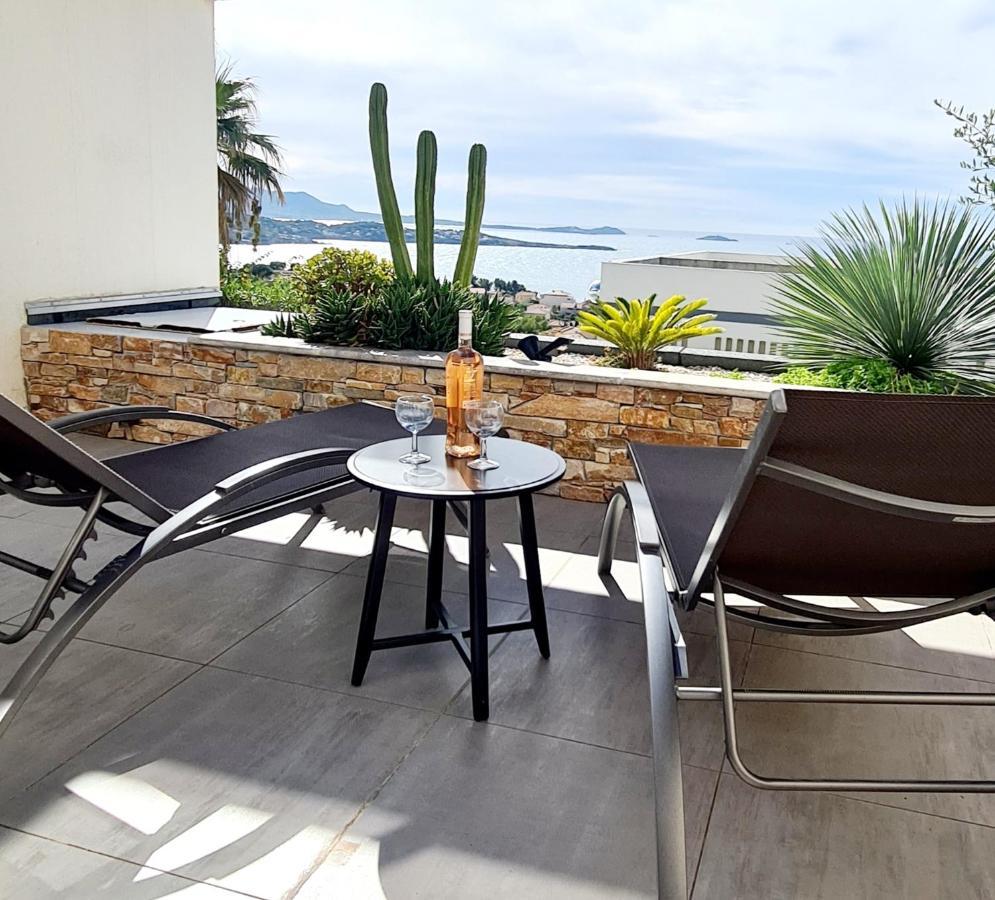 Magnifique Appartement Vue Mer - Grande Terrasse Et Piscine Bandol Ngoại thất bức ảnh